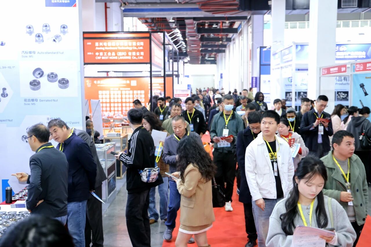 Vältä sudenkuoppia kiinnittimiä ostettaessa! AOKE opettaa sinulle, kuinka voit määrittää tarkalleen mitä tarvitset